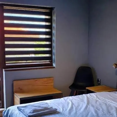 “приятели“ *